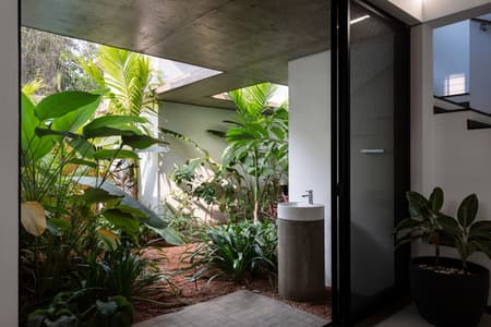 The Stoic Wall Residence